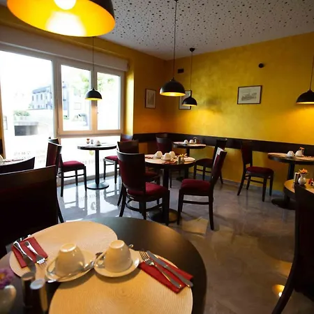 Heilbronner Am Schoenen Theater 3* Heilbronn