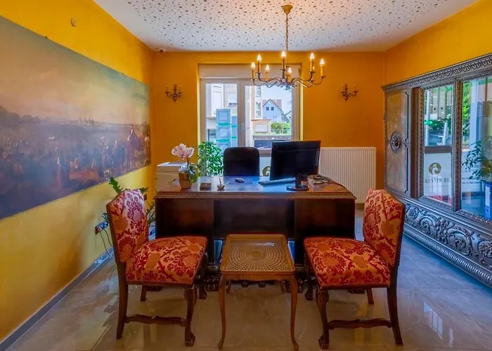 Heilbronner Am Schoenen Theater 3* Heilbronn