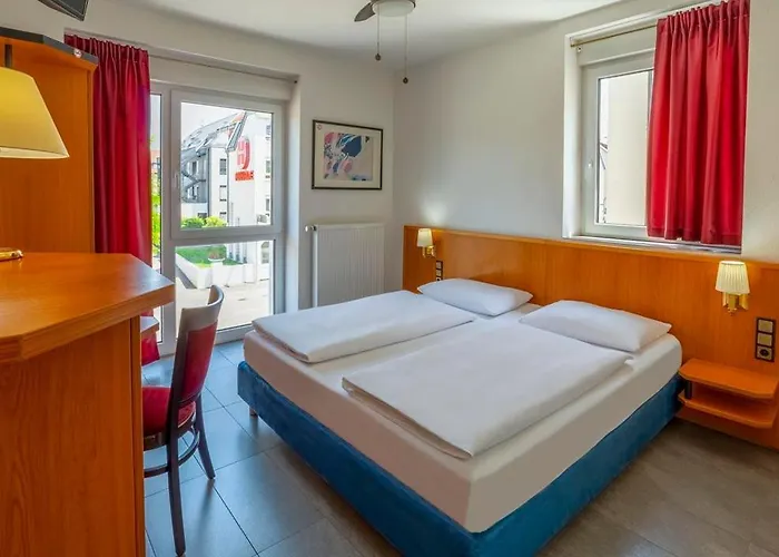 酒店 Heilbronner Am Schoenen Theater 3*